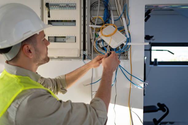Best Affordable Emergency Electrician  in Mulberry, FL